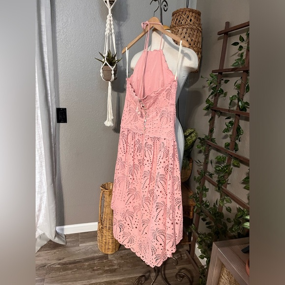 ▪️Farm Rio Palm Tree scalloped broderie anglaise cotton midi dress - Picture 10 of 14